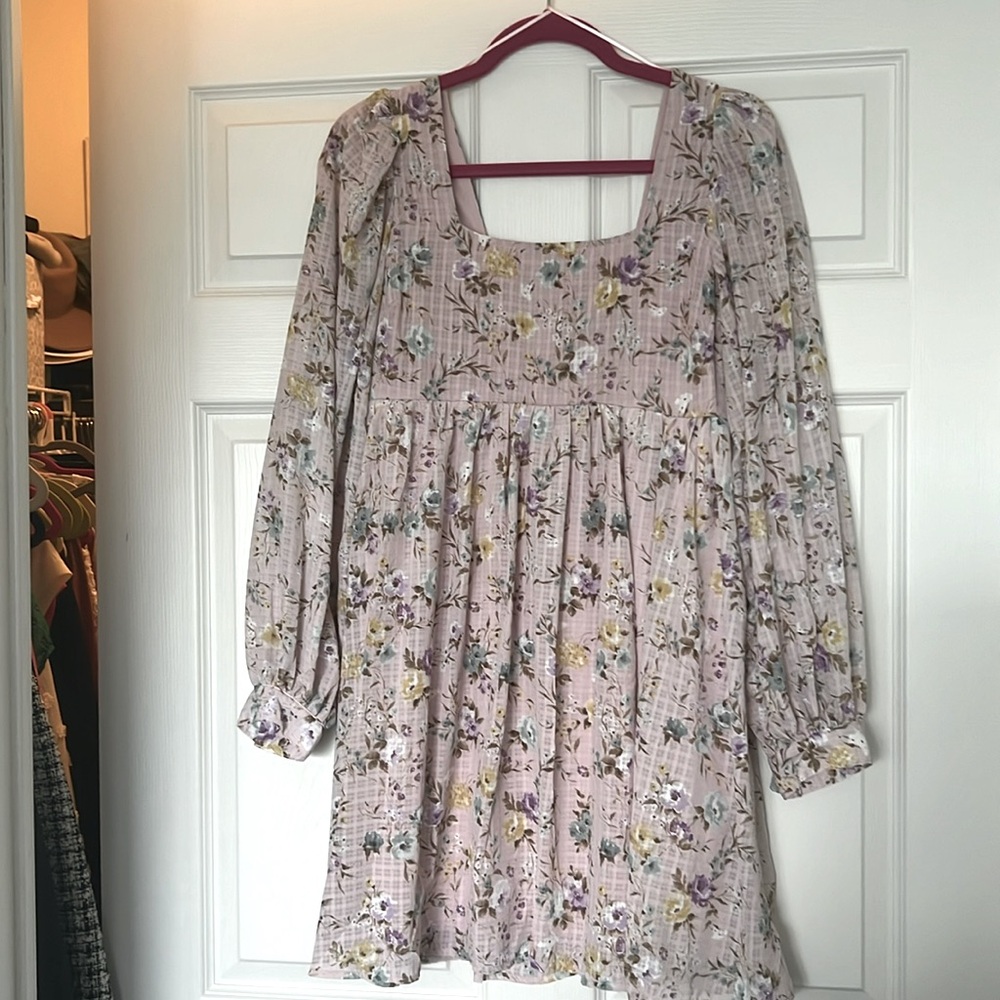 Baby doll lavender dress with long sleeves